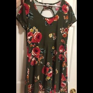 No boundaries dress. Tags still on. Size XL.